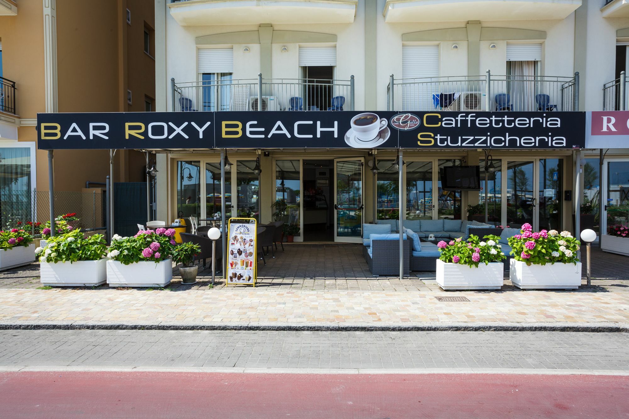 Residence Roxy มิซาโน อาดรีอาติโก ภายนอก รูปภาพ